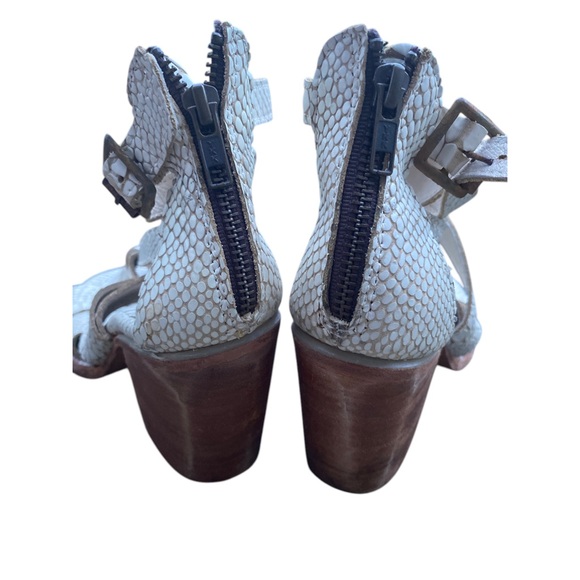 FreeBird Rare Claw White Python Snake Heel Sandals size 8 - Picture 5 of 8